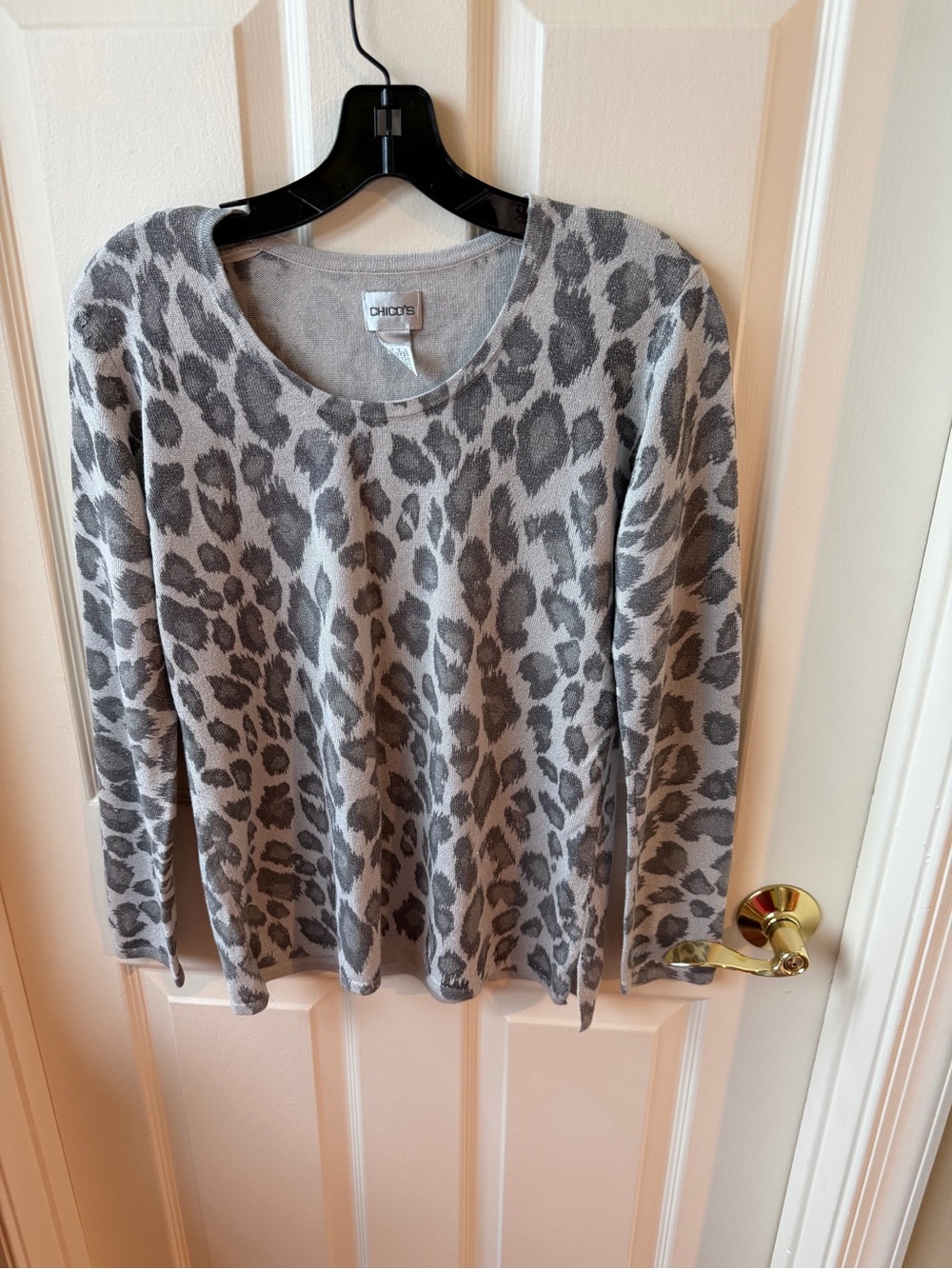 Chico's Light Gray and Dark Gray Leopard Scoop Neck Pullover